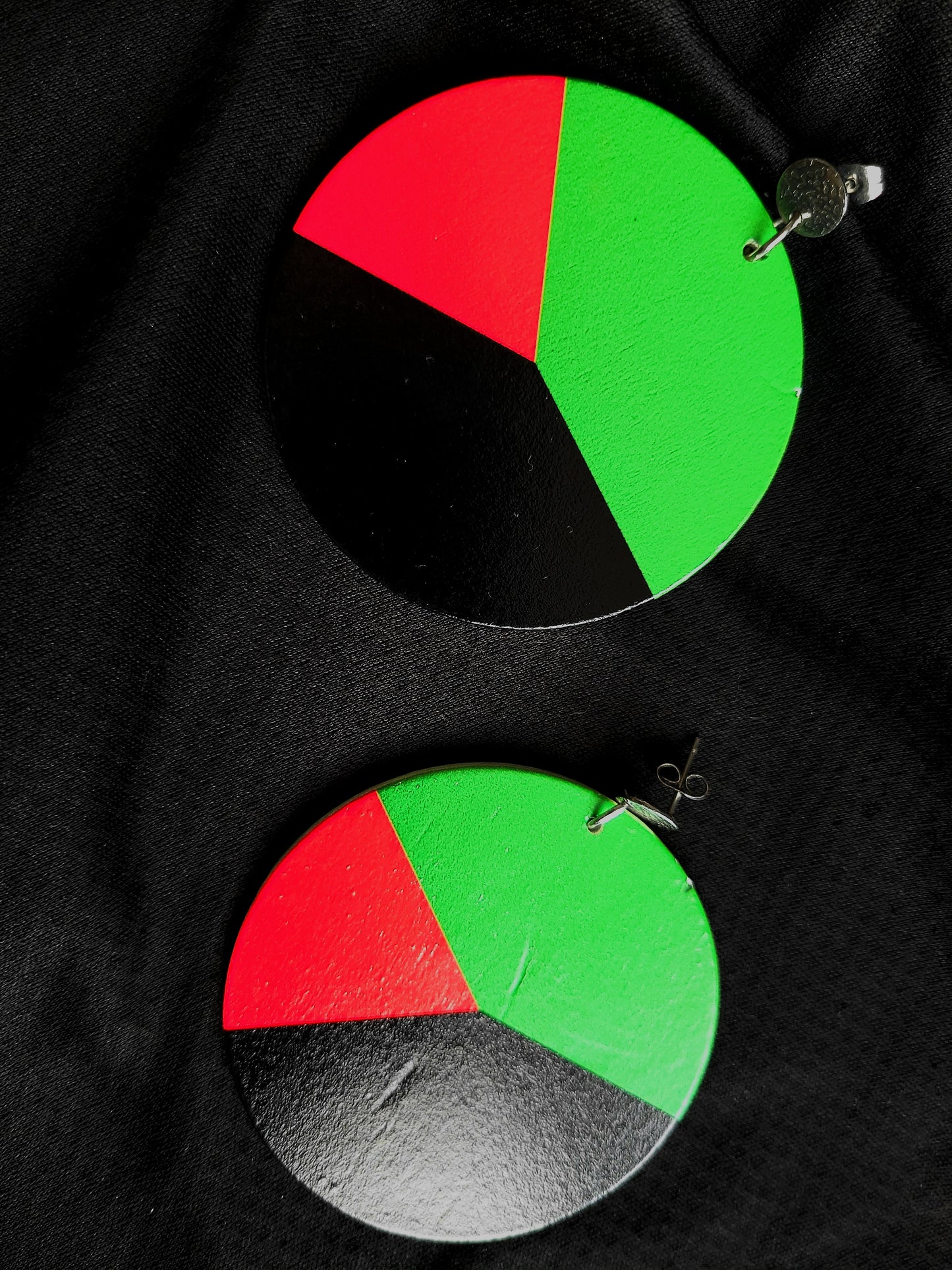 Boucles d'oreilles MQ vert rouge noir