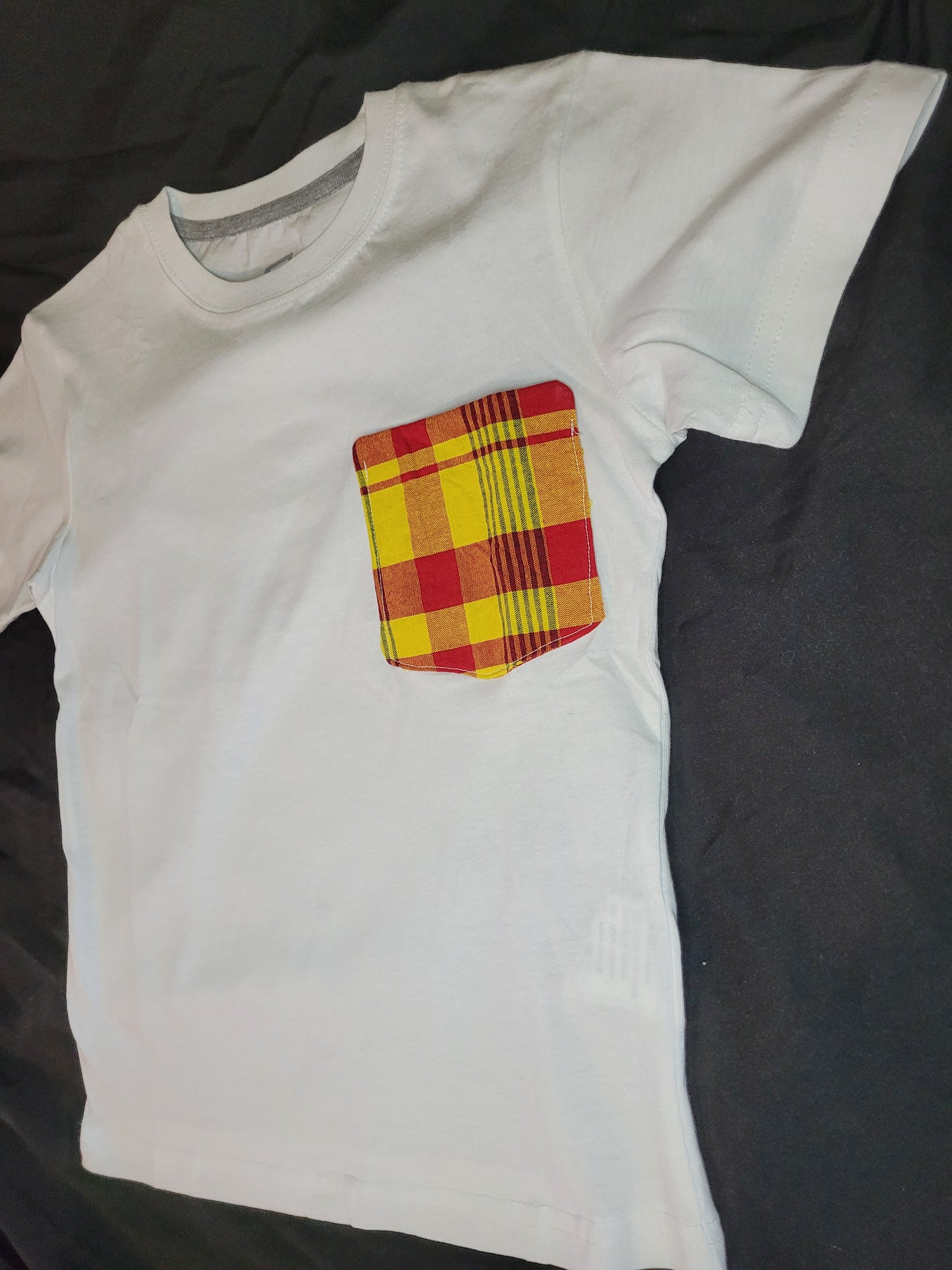 Tee-shirt madras à poche rouge 5 ans