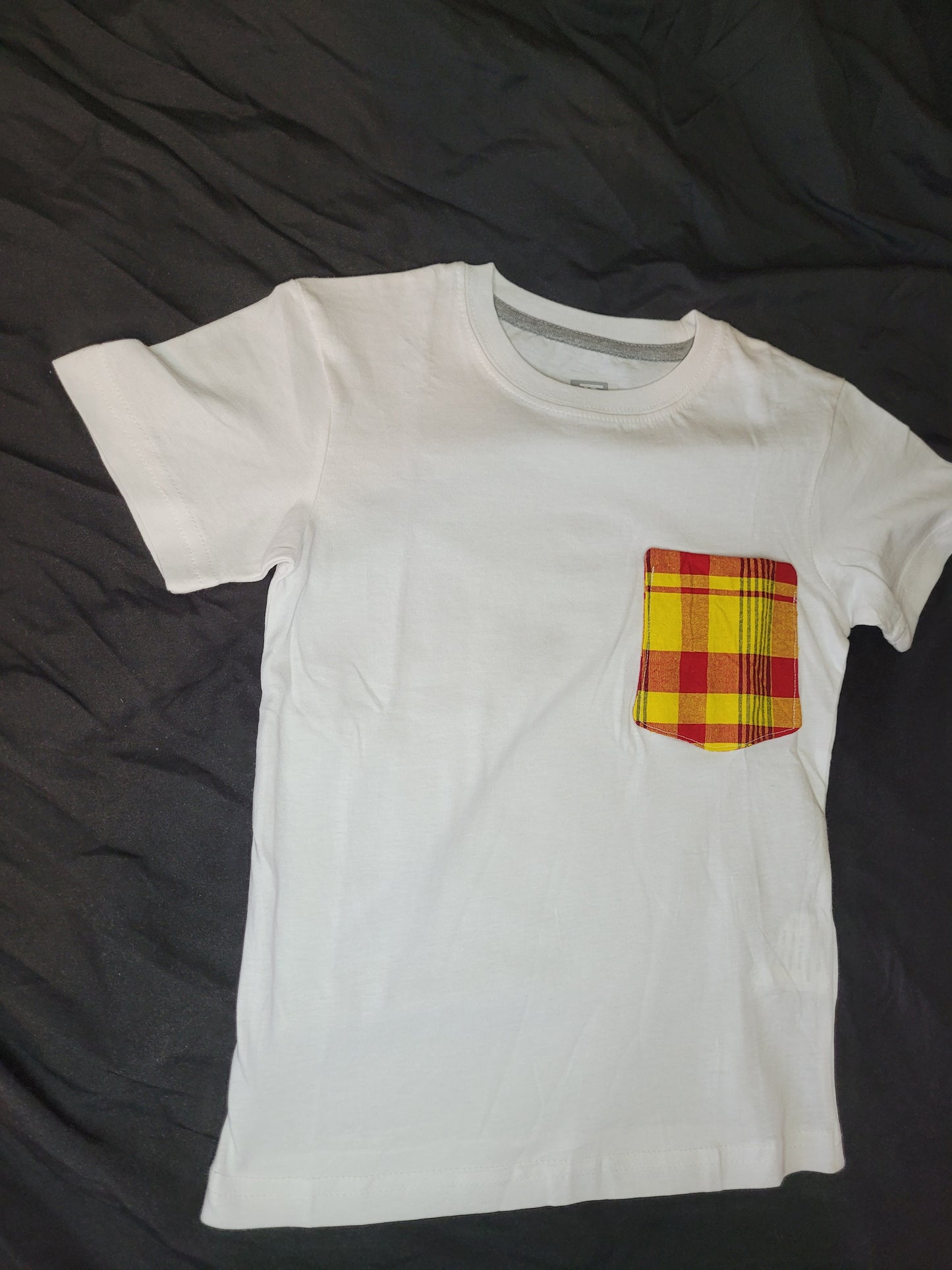 Tee-shirt madras à poche rouge 5 ans