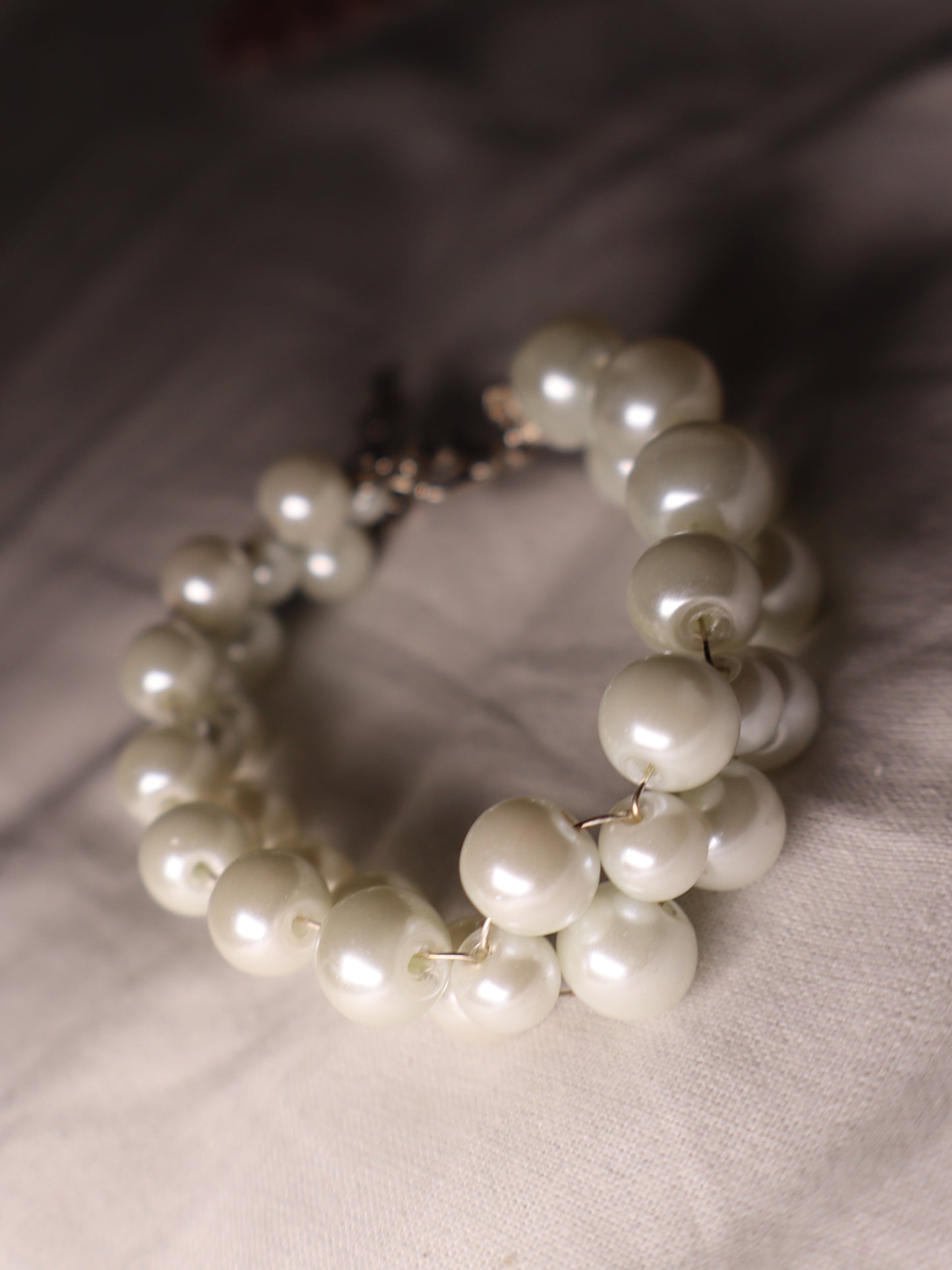 Bracelet tressé blanc nacré